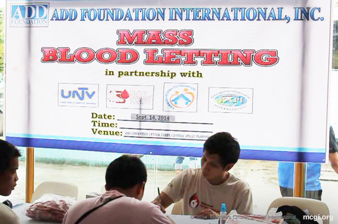 MCGI brethren were in full support in a Mass Blood Drive held in numerous remote points across the country last September 14, 2014. In partnership with the Philippine Blood Donors Society, a total of 1,500 donors took part in this public service activity. (Photo courtesy of Photoville International)