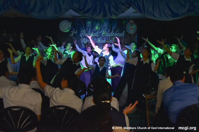 The combined chorale and Teatro Kristiano members of East Coast USA and Canada perform a song of praise number during the 3rd Annual East Coast North America Music Festival held on November 14-15, 2015.