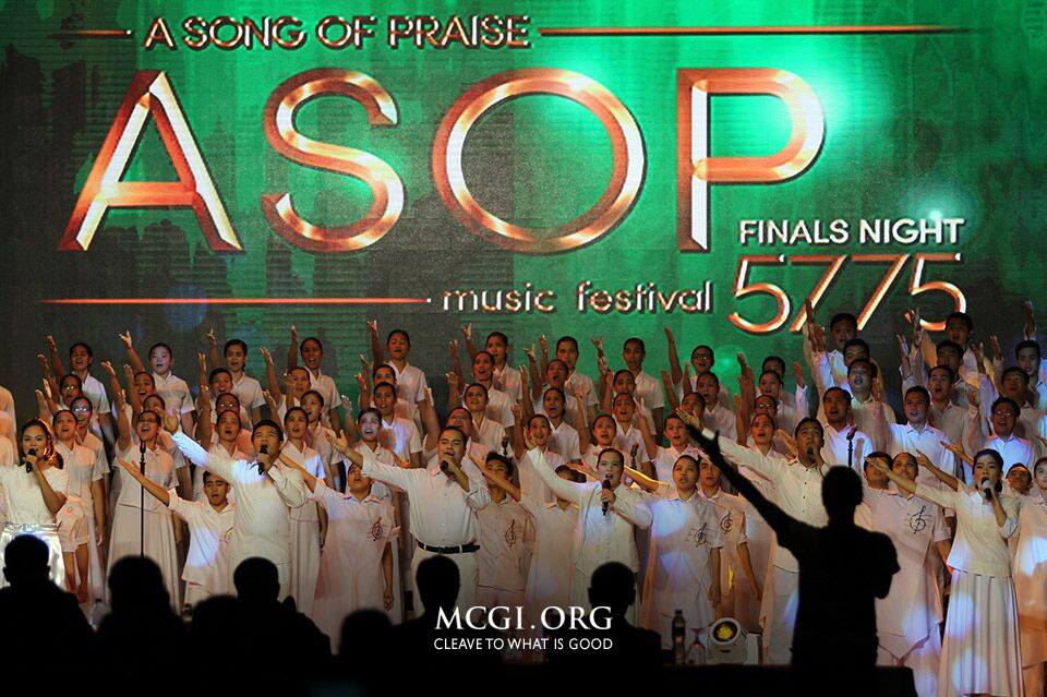 ASOP Year-End finalists and interpreters perform a lively opening number during the praise song competition's grand finals night held on July 3, 2016. (MCGI-Photoville International / Christian Diversion)